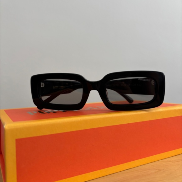 Poppy Lissiman Marteeni Sunglasses - Picture 4 of 11